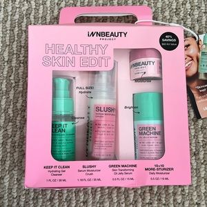 iNNBEAUTY PROJECT
The Healthy Skin Edit Bestsellers Kit